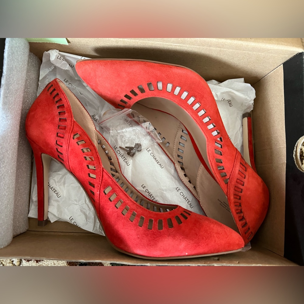Le Château Coral Classic Heel – 100% Suede Leather - Picture 11 of 11